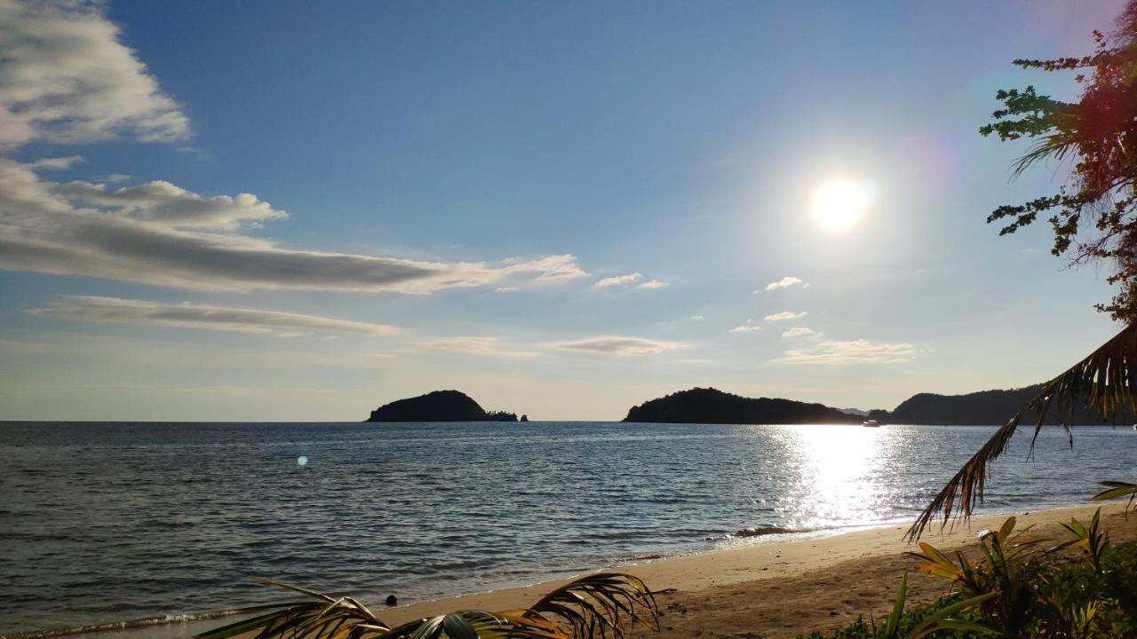Monkey Island Resort Koh Mak Bagian luar foto